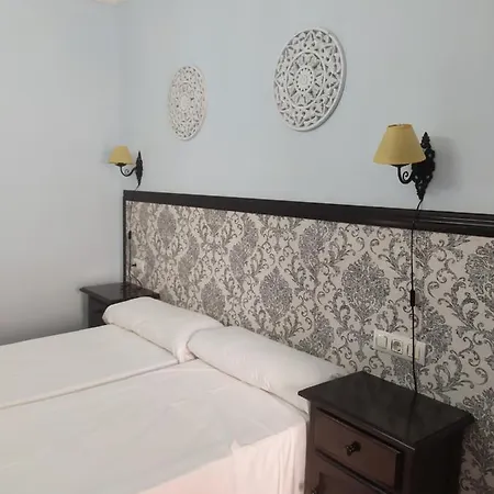 Apartamentos Turisticos Casa Cantillo Carmona  Extérieur photo